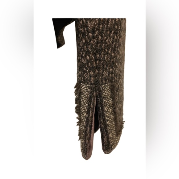 Elie Tahari Fitted Tweed Blazer with Velvet Collar - Picture 6 of 12